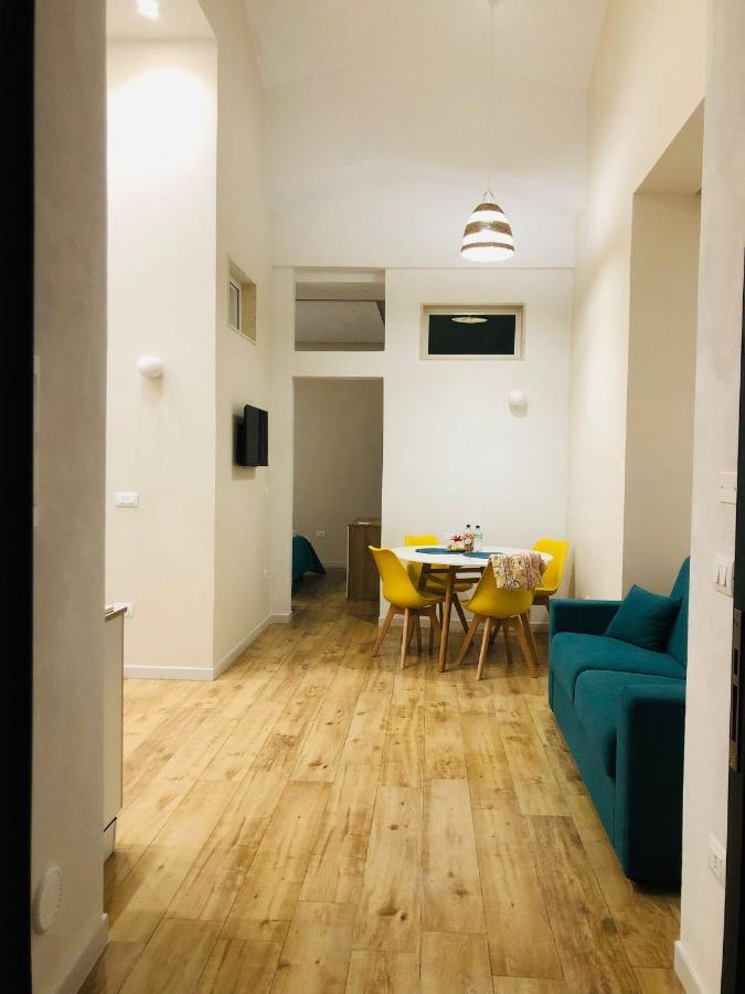 Suites Elifani Marina Трани Екстериор снимка