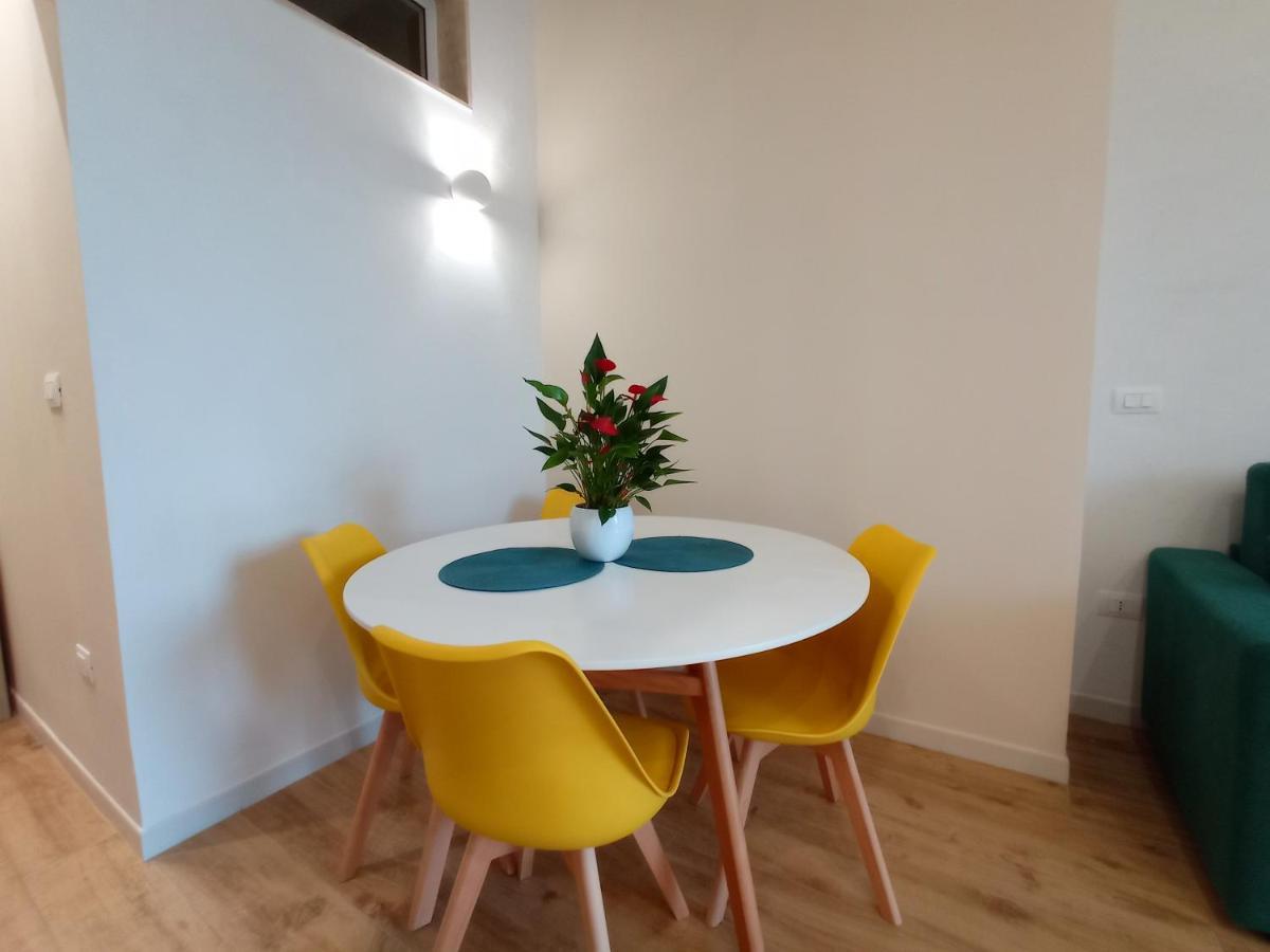Suites Elifani Marina Трани Екстериор снимка