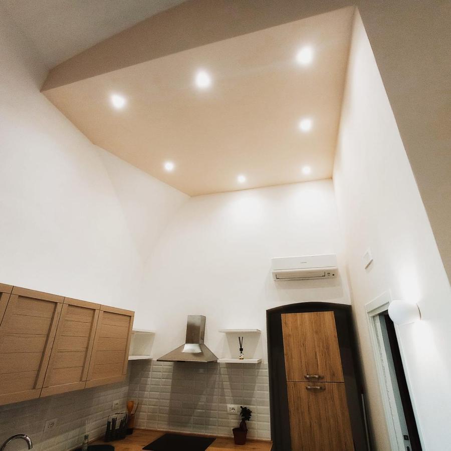 Suites Elifani Marina Трани Екстериор снимка