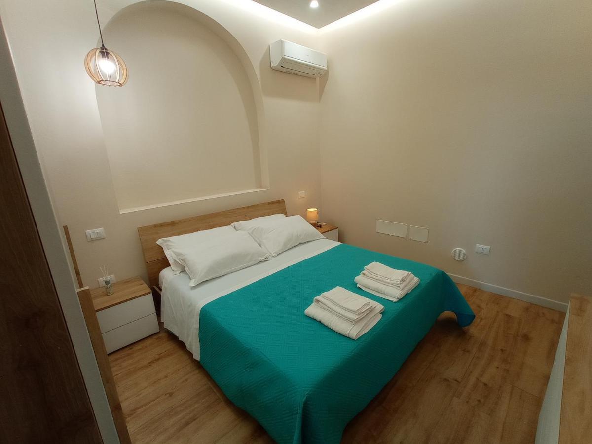 Suites Elifani Marina Трани Екстериор снимка